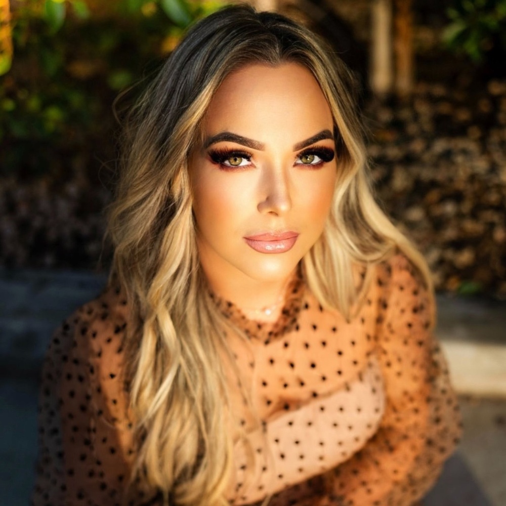 Meet your Posher, Rayla